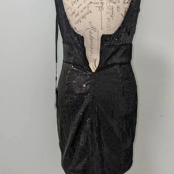 NWT Mac Duggal Black Sequined Sample dress Style 27131 - Picture 4 of 4